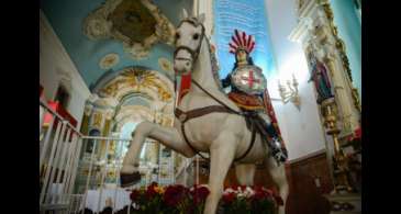 Venerado por católicos e religiões afro, São Jorge é ícone pop