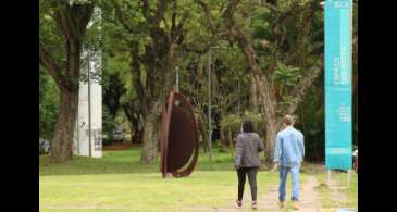 USP abre edital para bolsas de pós-doutorado a pesquisadores negros