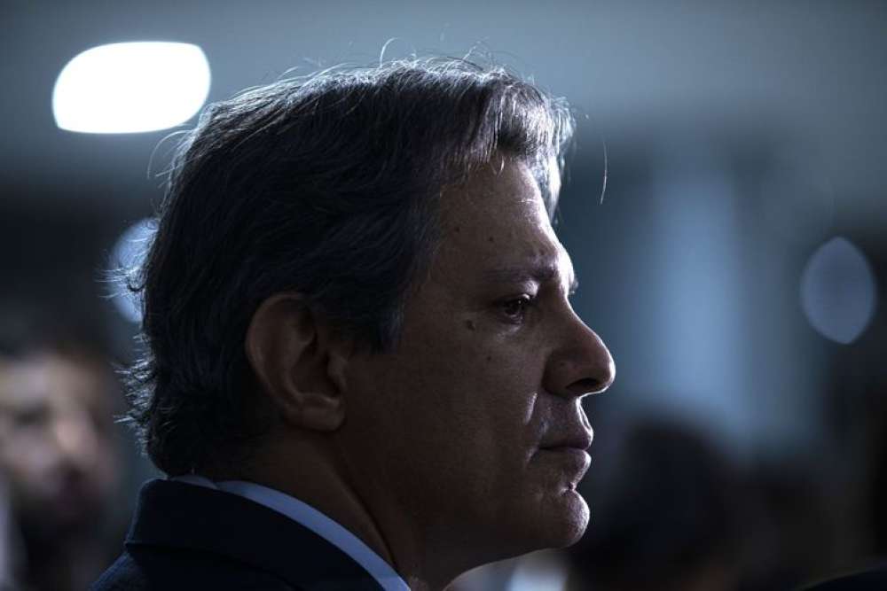 Haddad defende proposta de não punir descumprimento de arcabouço