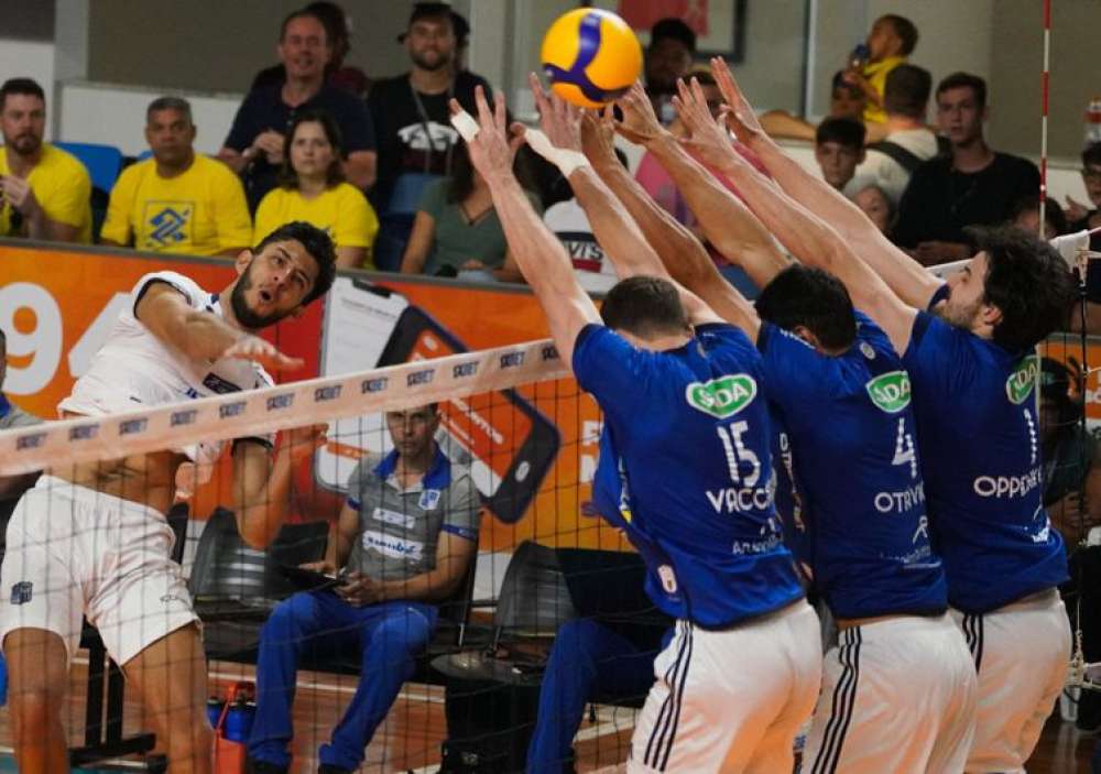 Cruzeiro vence o Minas e conquista a Superliga masculina pela 8ª vez