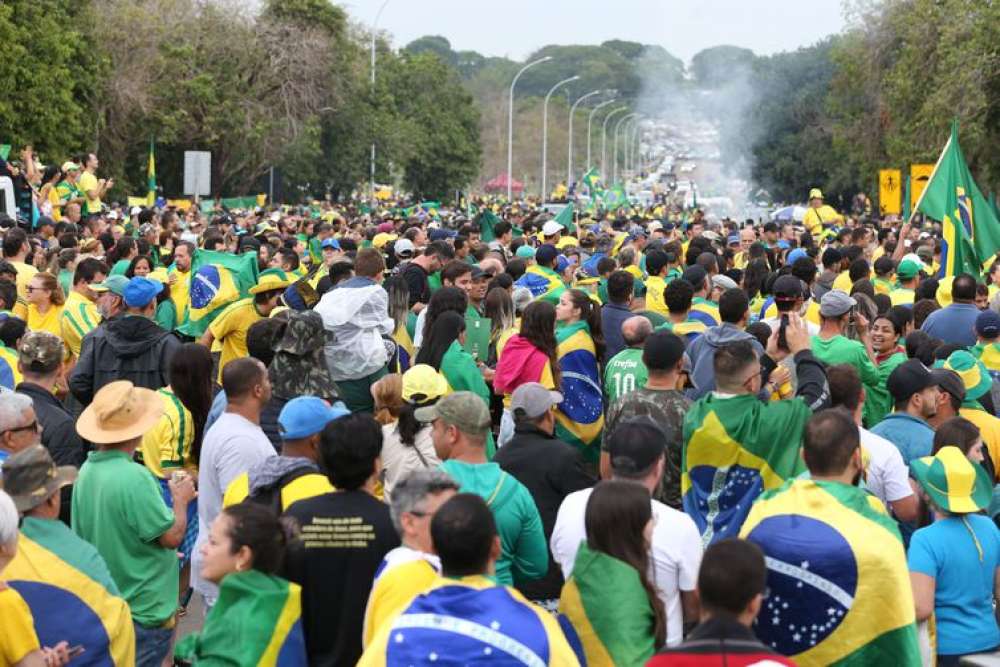 Mendonça vota contra tornar réus presos em frente ao QG do Exército