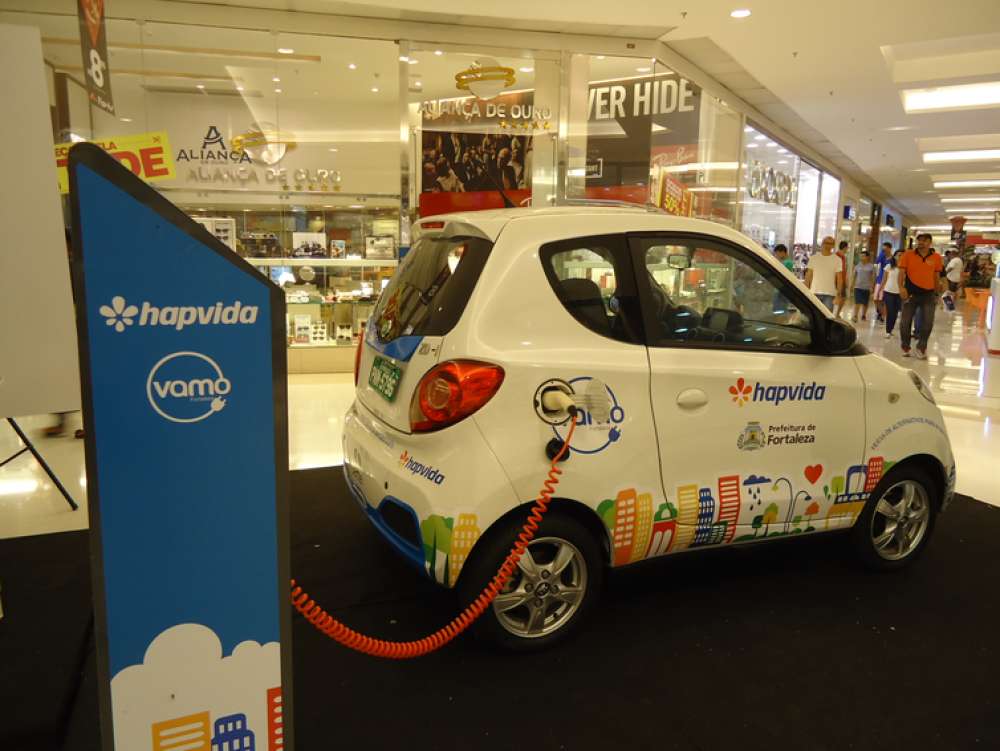 Destino errado de bateria de carro elétrico põe em risco meio ambiente