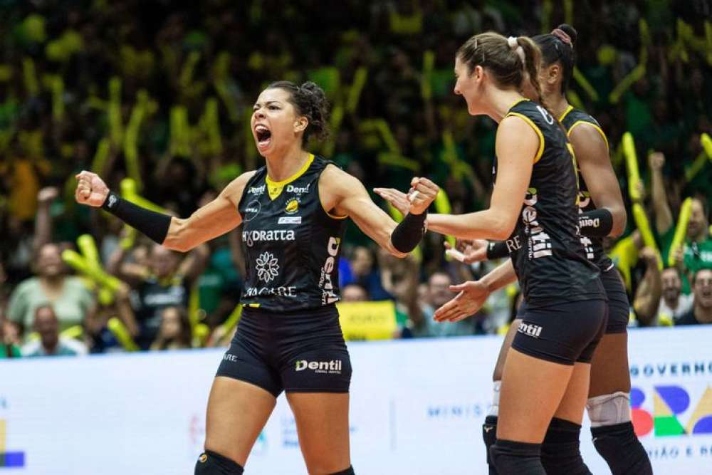 Praia Clube atropela Minas e volta a conquistar Superliga Feminina